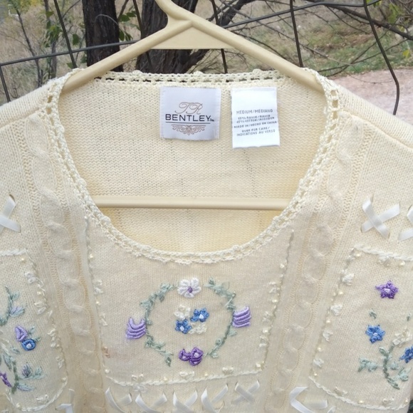 Sweater - Picture 2 of 8